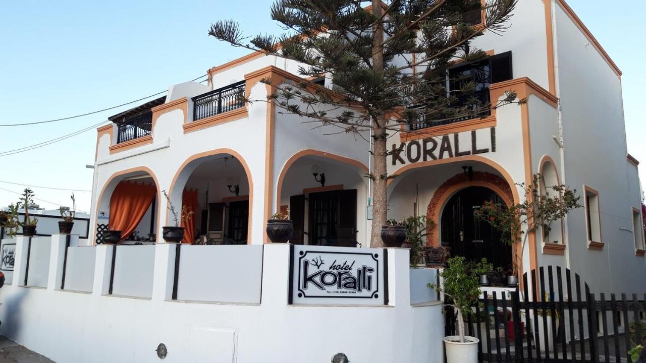 Hotel Koralli Kamári Dış mekan fotoğraf