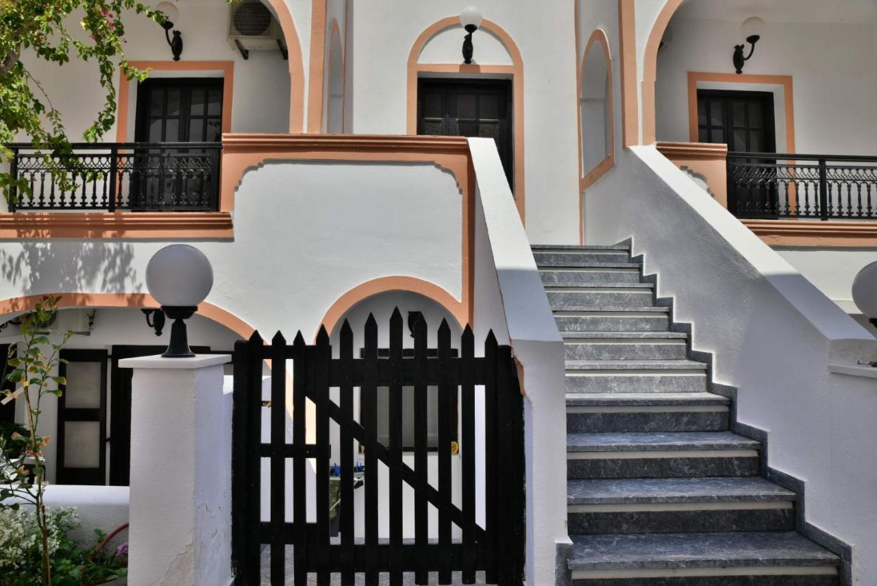 Hotel Koralli Kamári Dış mekan fotoğraf