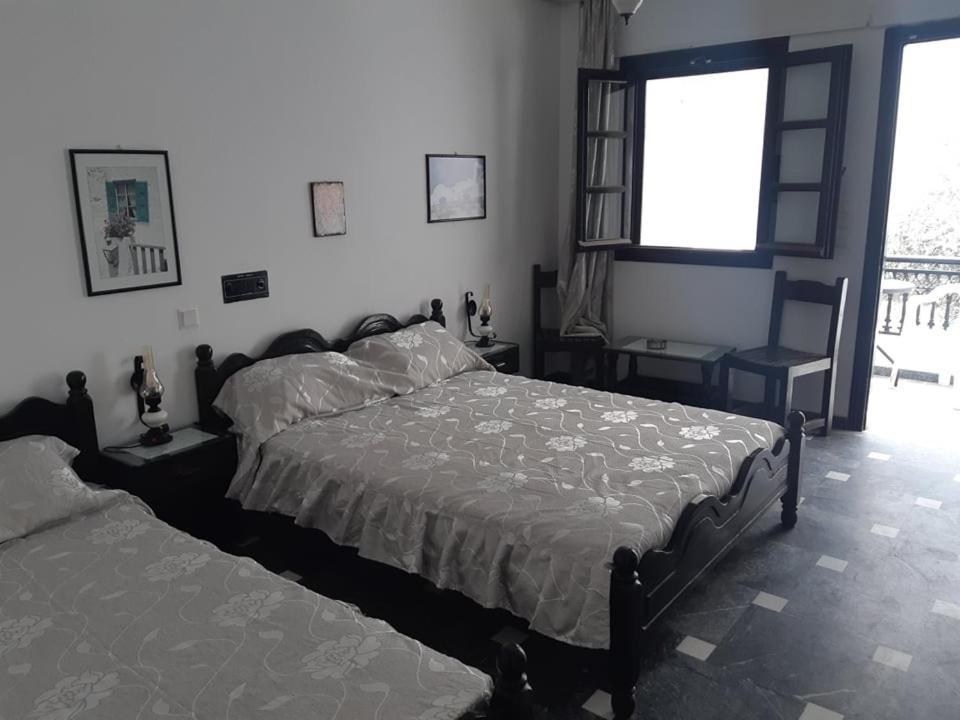 Hotel Koralli Kamári Dış mekan fotoğraf