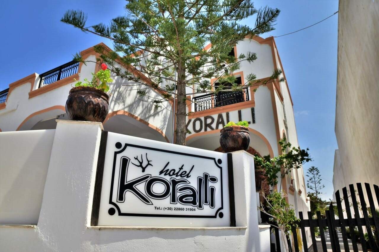 Hotel Koralli Kamári Dış mekan fotoğraf